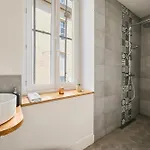 Le Rousseau - & En Hypercentre Apartment